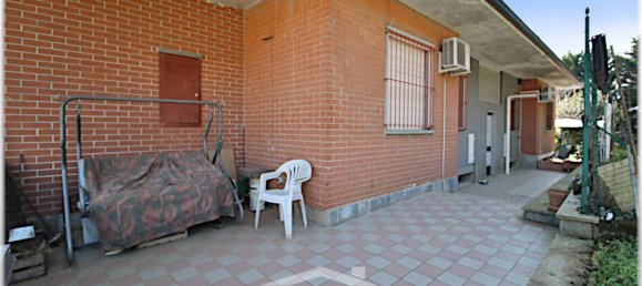 2 bedrooms Villa in Villarbasse, Italy No. 98442 10