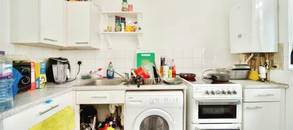 1 bedroom Apartment in Waltham Abbey, United Kingdom No. 11538 11