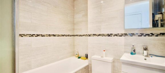 1 bedroom Apartment in Waltham Abbey, United Kingdom No. 11538 12