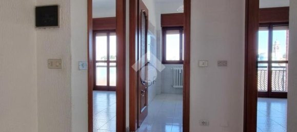 3 rooms Apartment in Carugate, Italy No. 15071 15