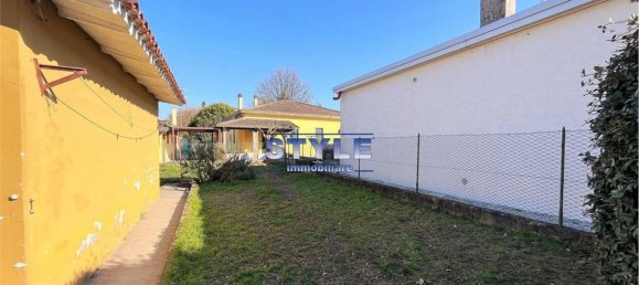 Casa de 6 habitaciónes en Mira, Italy No. 60570 67