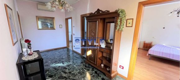 Casa de 6 habitaciónes en Mira, Italy No. 60570 37