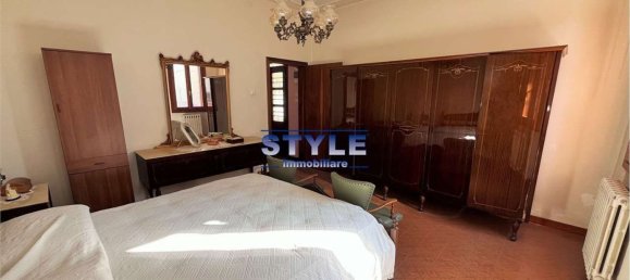 Casa de 6 habitaciónes en Mira, Italy No. 60570 73