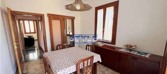 Casa de 6 habitaciónes en Mira, Italy No. 60570 61