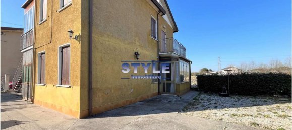 Casa de 6 habitaciónes en Mira, Italy No. 60570 55