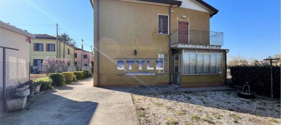 Casa de 6 habitaciónes en Mira, Italy No. 60570 81