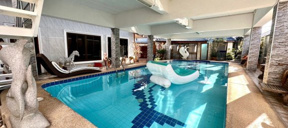 6 bedrooms Cafe / restaurant in Pattaya, Thailand No. 8394 3