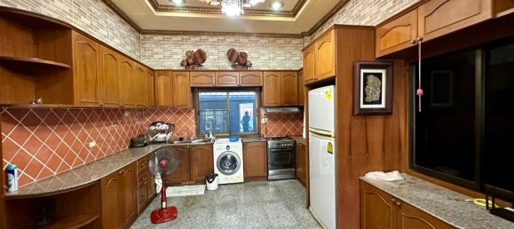 6 bedrooms Cafe / restaurant in Pattaya, Thailand No. 8394 13