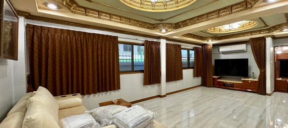 6 bedrooms Cafe / restaurant in Pattaya, Thailand No. 8394 20