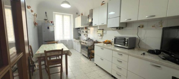 3 bedrooms Apartment in Genoa, Italy No. 15731 17