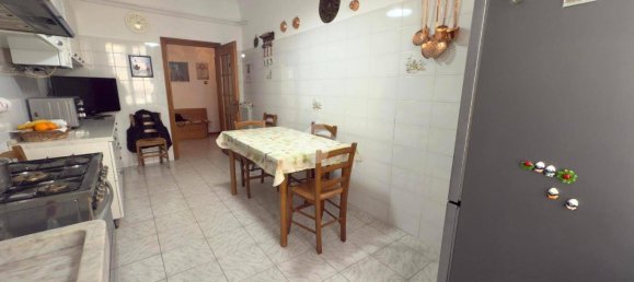 3 bedrooms Apartment in Genoa, Italy No. 15731 19