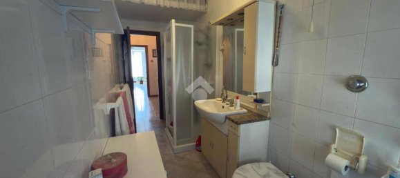 3 bedrooms Apartment in Genoa, Italy No. 15731 38