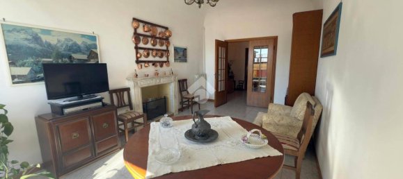 3 bedrooms Apartment in Genoa, Italy No. 15731 14