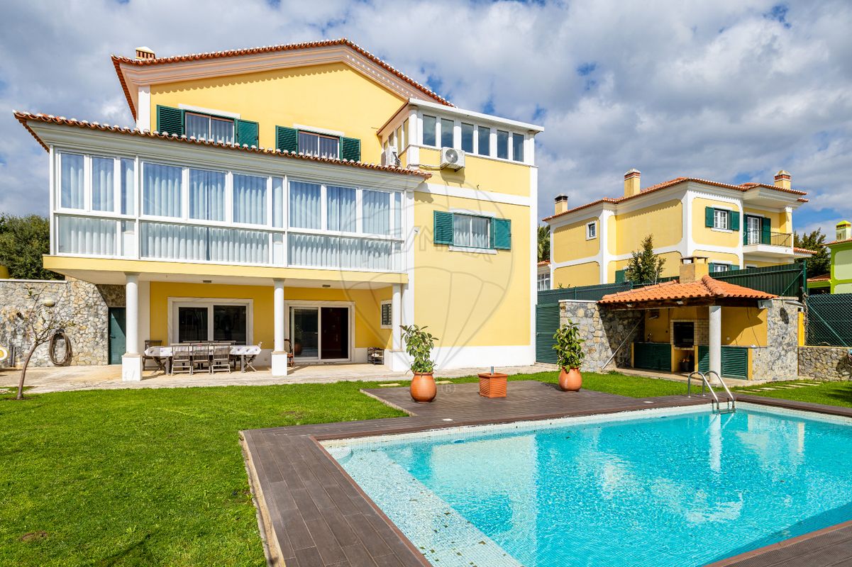 4 bedrooms Villa in Sintra, Portugal No. 158244