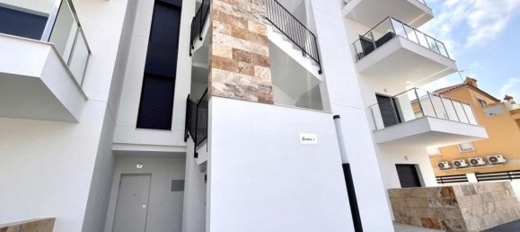 2 bedrooms Apartment in La Zenia, Spain No. 202102 28