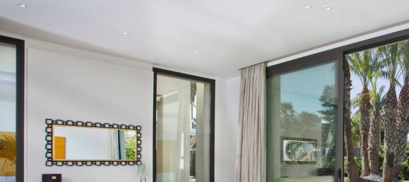 4 Schlafzimmer Villa in Marbella, Spain, Nr. 25497 12