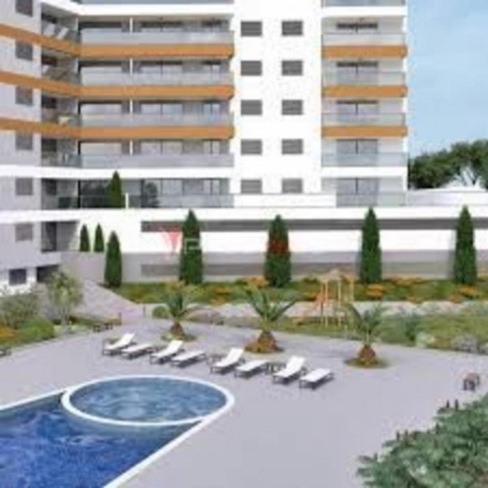 Apartamento de 2 dormitorios en Funchal, Portugal No. 457