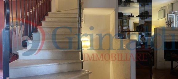 5 rooms Villa in Rome, Italy No. 11929 5