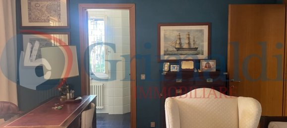 5 rooms Villa in Rome, Italy No. 11929 19