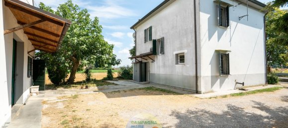 7 bedrooms House in Tresignana, Italy No. 328500 4