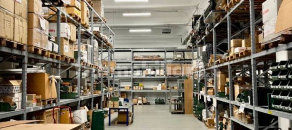 3590m² Warehouse in Caponago, Italy No. 311098 39