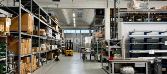 3590m² Warehouse in Caponago, Italy No. 311098 6