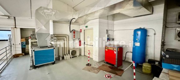 3590m² Warehouse in Caponago, Italy No. 311098 21