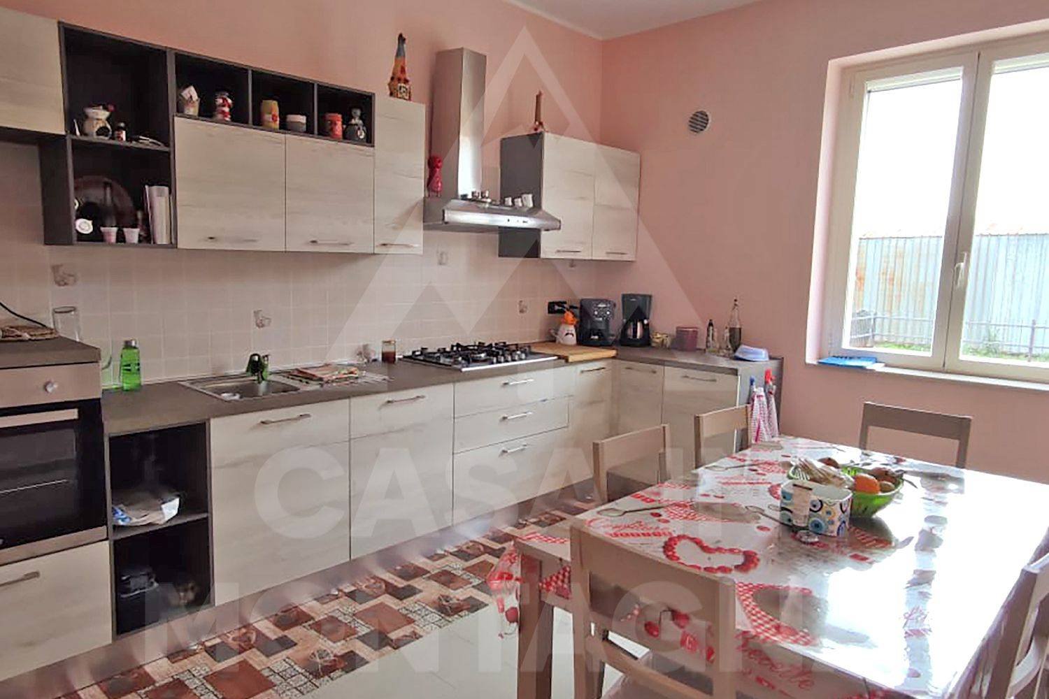 Дом с 3 спальнями в Феррандина, Италия № 189037