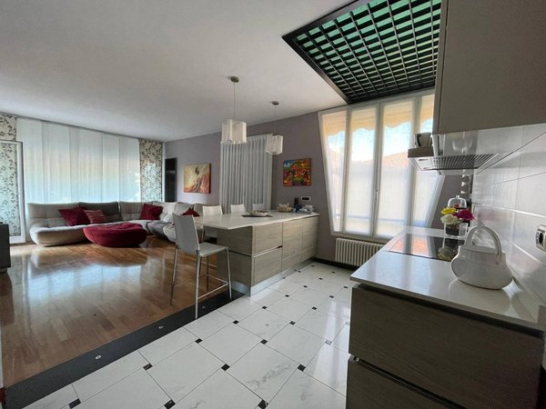 Penthouse de 4 divisões em Ventimiglia, Italy N.º 200122