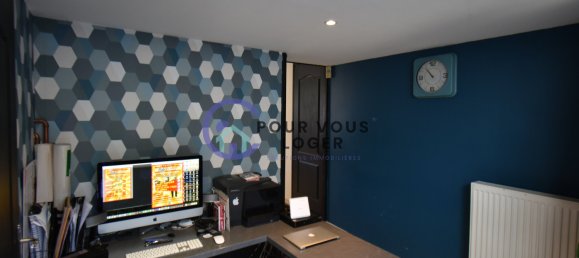 90m² Commercial property in Bully-les-Mines, France No. 263406 14