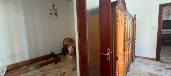 5 rooms House in Cinisi, Italy No. 102959 9