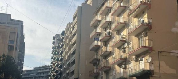 2 bedrooms Apartment in Catania, Italy No. 320228 2