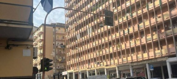 2 bedrooms Apartment in Catania, Italy No. 320228 3