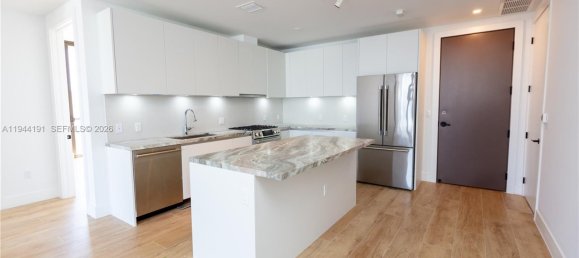 3 dormitorios propiedad comercial en venta en Miami, Miami-Dade, Florida, USA № 614581 18