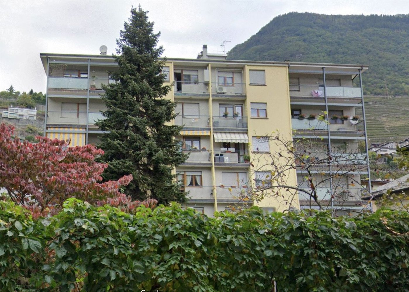 5 rooms Apartment in Sondrio, Italy No. 3501