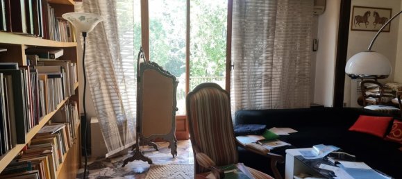 6 rooms Apartment in Florence, Italy No. 279523 4