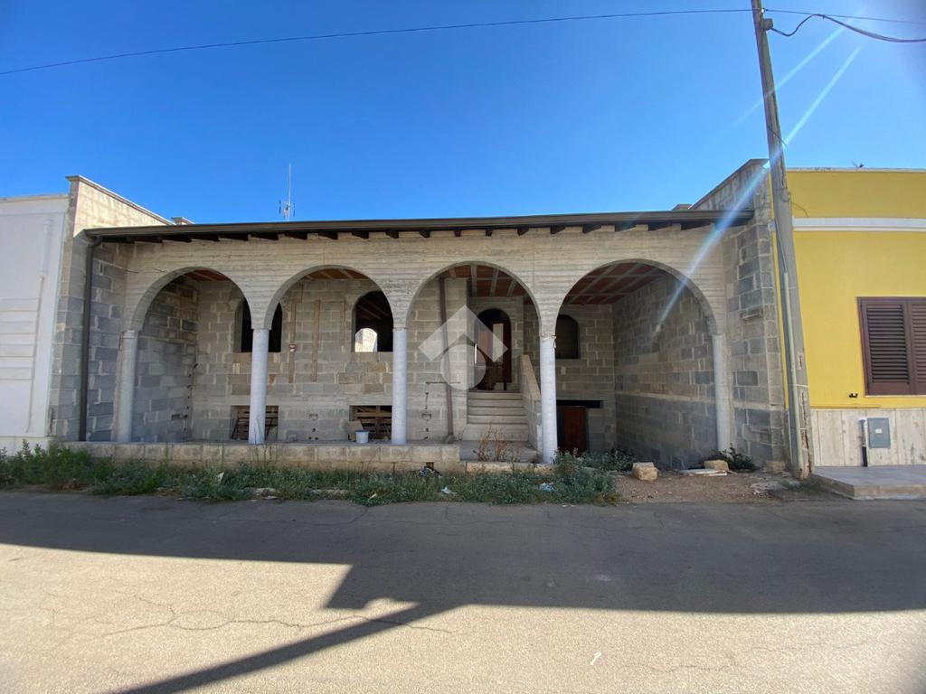 Casa de 2 dormitorios en Alliste, Italy No. 377609