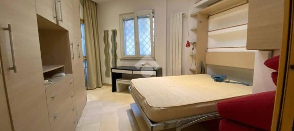 1 bedroom Apartment in Rome, Italy No. 141469 8