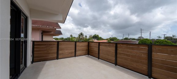3 bedrooms Villa for rent in Miami, Miami-Dade, Florida, USA № 615052 5
