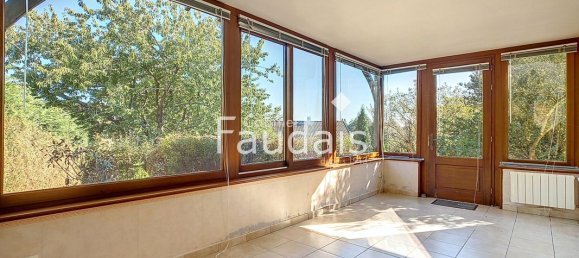 3 bedrooms House in Calvados, France No. 358823 4