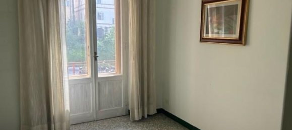 3 Schlafzimmer Wohnung in Siena, Italy, Nr. 124575 2