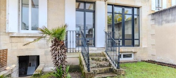 3 bedrooms House in Libourne, France No. 278077 2