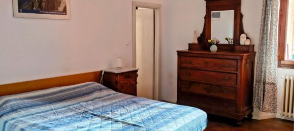 4 bedrooms Apartment in Alto Reno Terme, Italy No. 372100 8