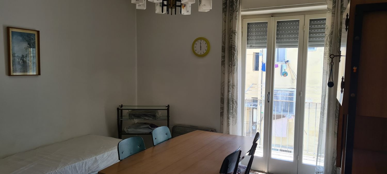 Apartamento de 3 divisões em Bari, Italy N.º 299335
