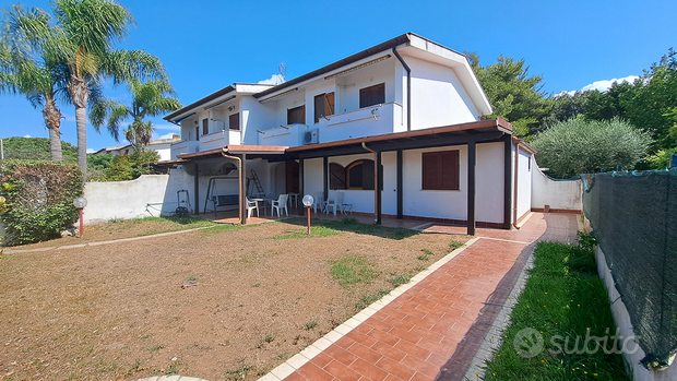 4 rooms Villa in Sabaudia, Italy No. 281257