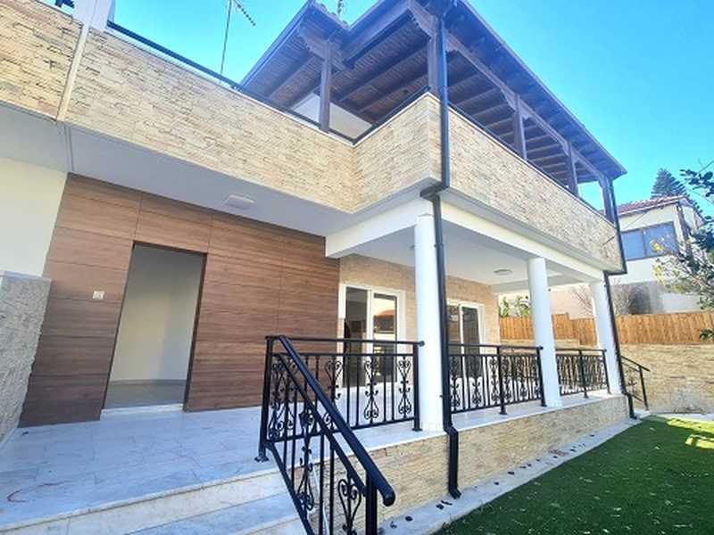 Imóvel comercial T8 em Livadia, Cyprus N.º 18955