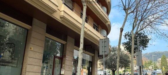 165m² Commercial property in Gracia, Spain No. 62403 16