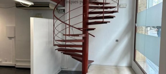 165m² Commercial property in Gracia, Spain No. 62403 3