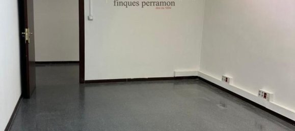 165m² Commercial property in Gracia, Spain No. 62403 11