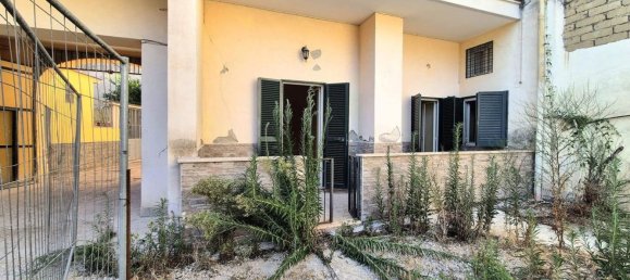 3 rooms Apartment in Caivano, Italy No. 285239 10